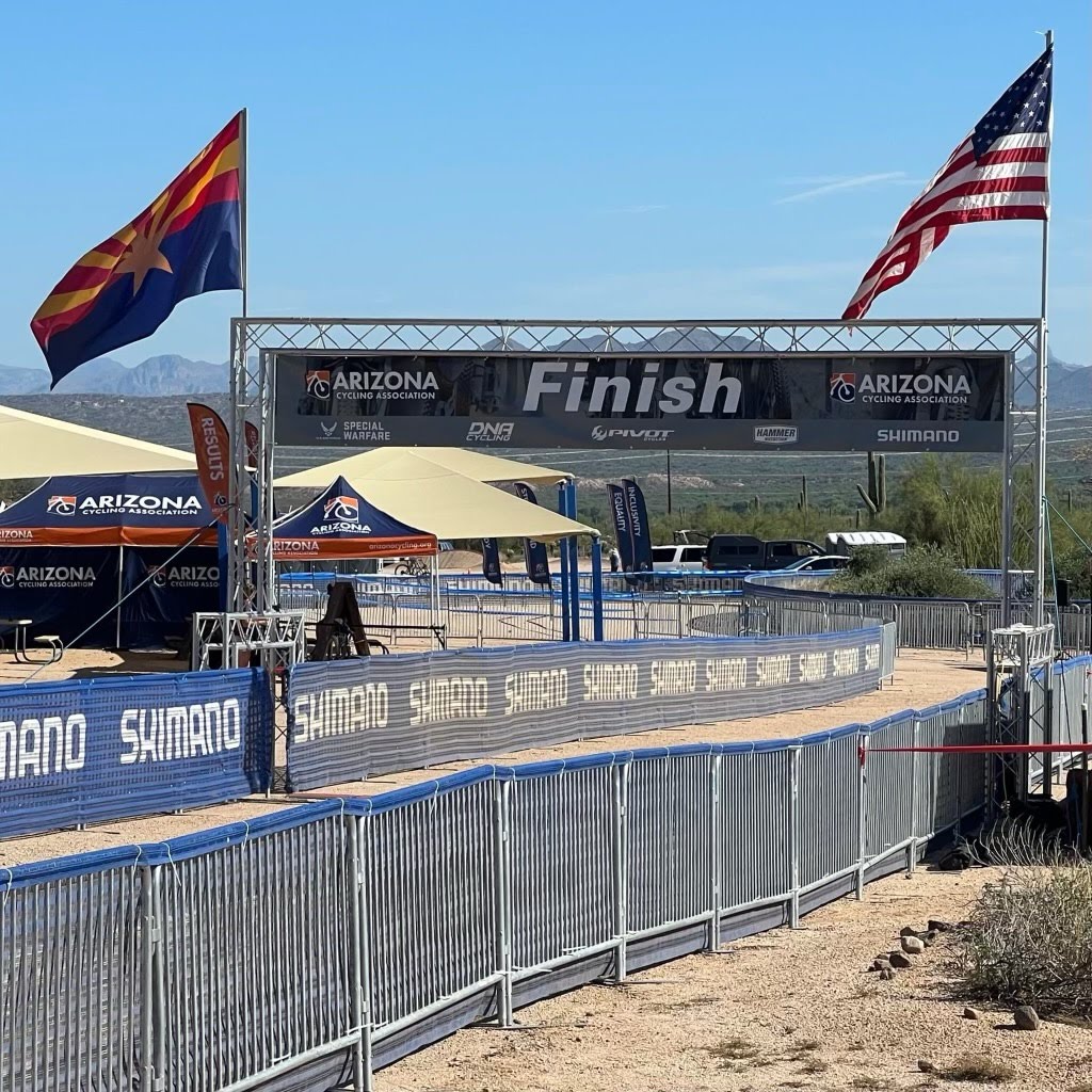 How to Set Up Crowd Control Barricades for an Outdoor Event